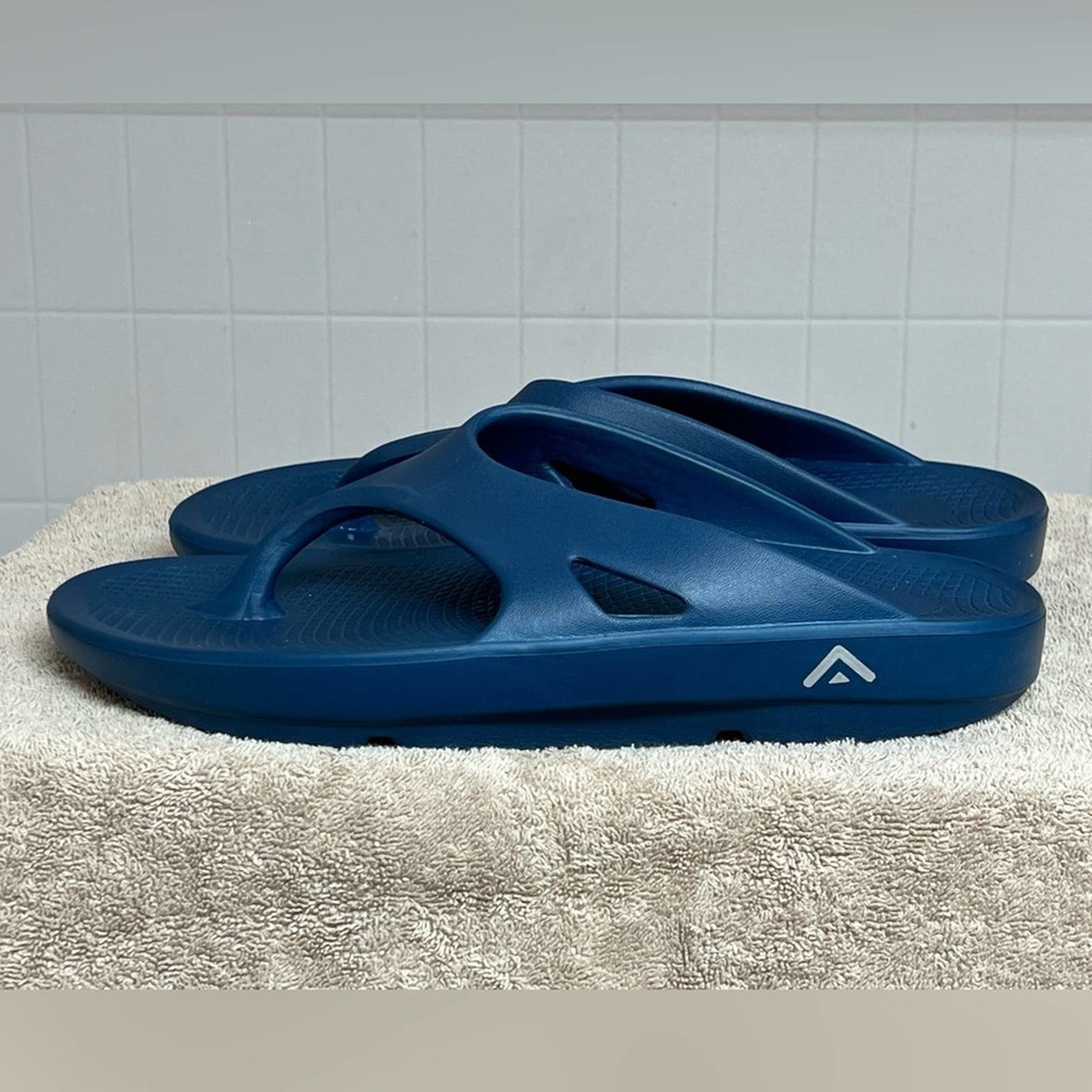 FANTURE Unisex Slides Thong Flip Flop Recovery Blue Sandals Size 43 US 10 NICE